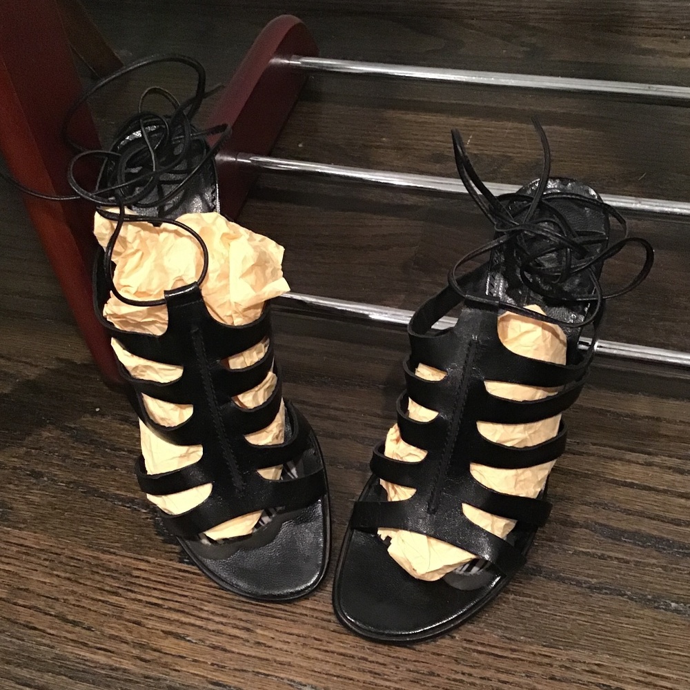 MaxMara Black Leather Gladiator Sandals US 8.5